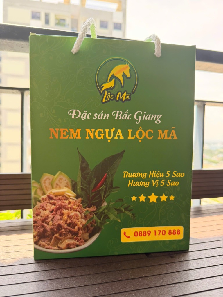 Set Hộp quà biếu Nem Ngựa Lộc Mã